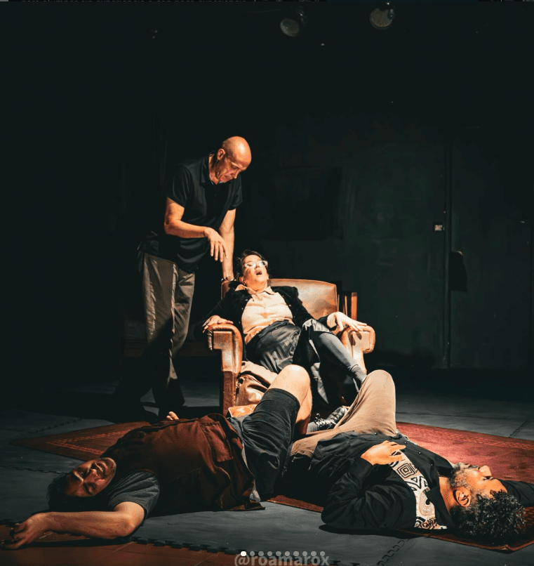 Pompeyo Audivert en una clase en El Cuervo